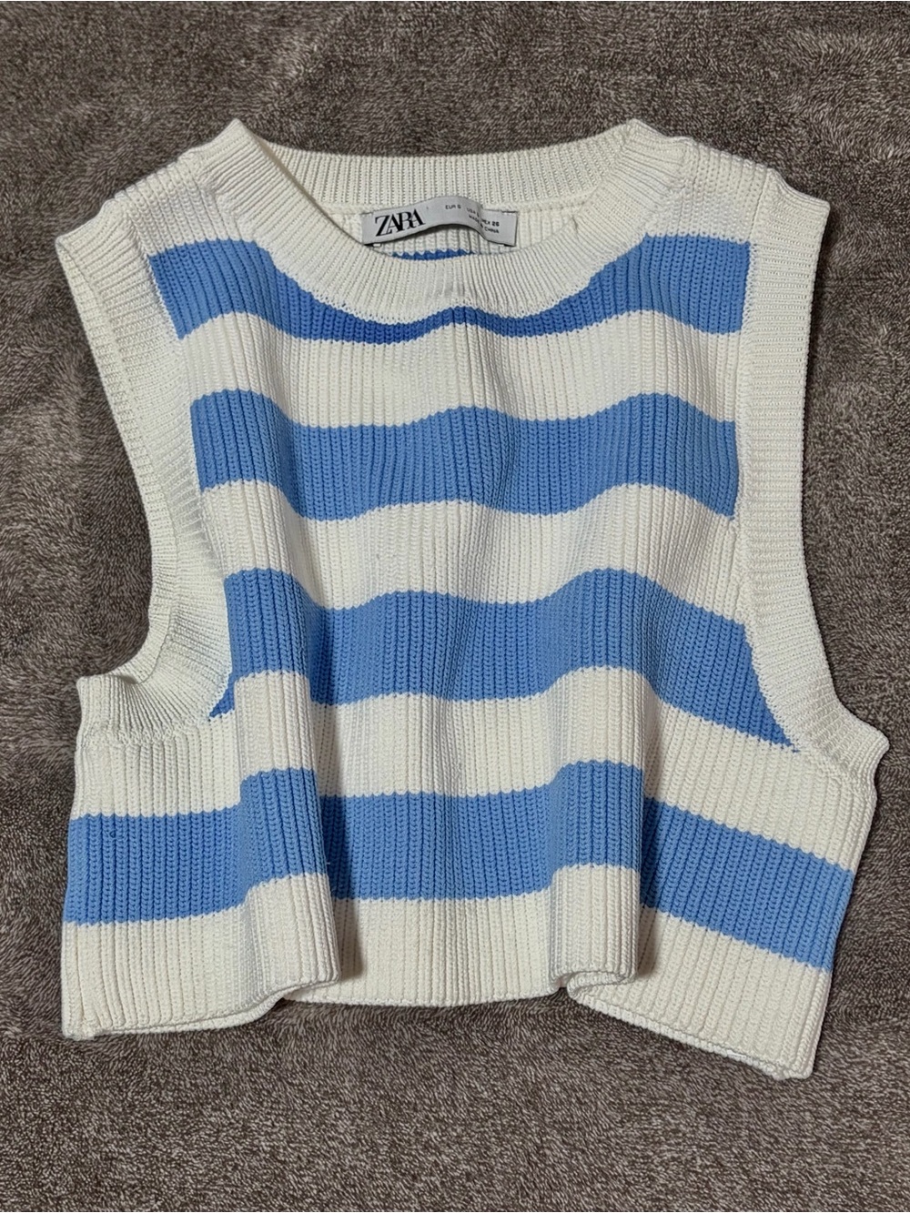 Zara White and Blue Striped Ribbed Knit Vest